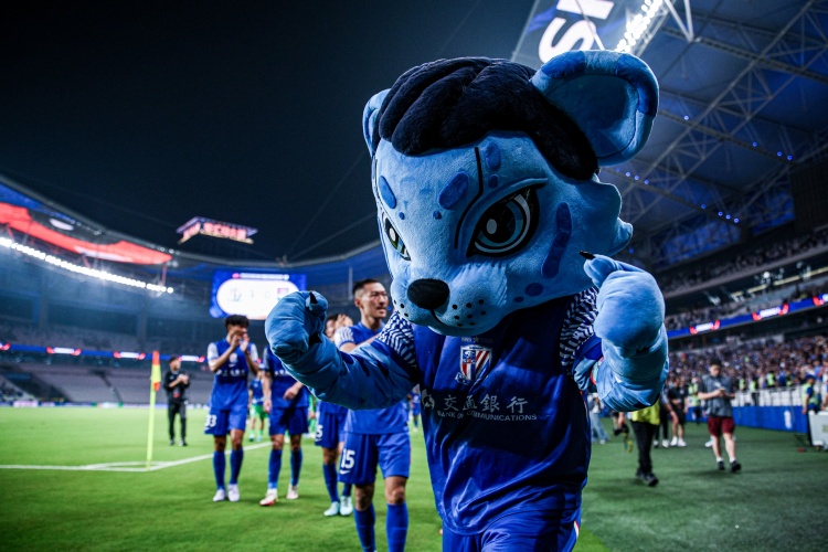 中超逆袭：青岛海牛逆袭成功，中原铁军保级任务完成